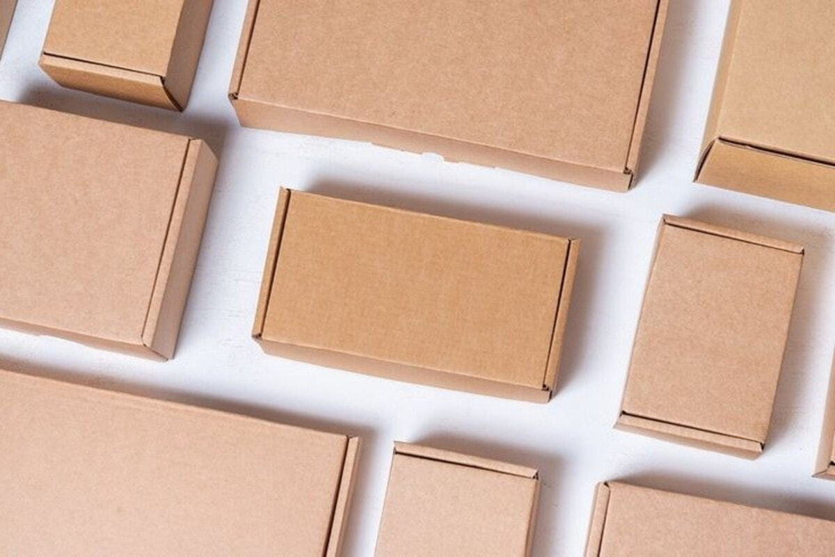 Hộp carton sóng là gì? Kiến thức cần biết về bìa carton sóng