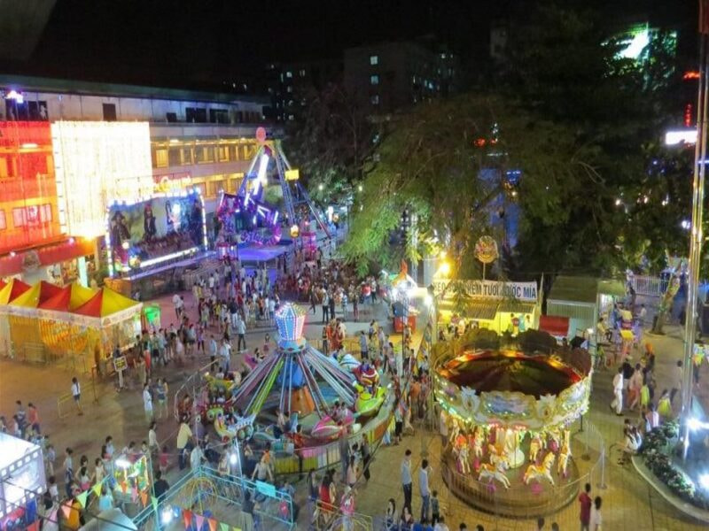 Công viên Lê Thị Riêng