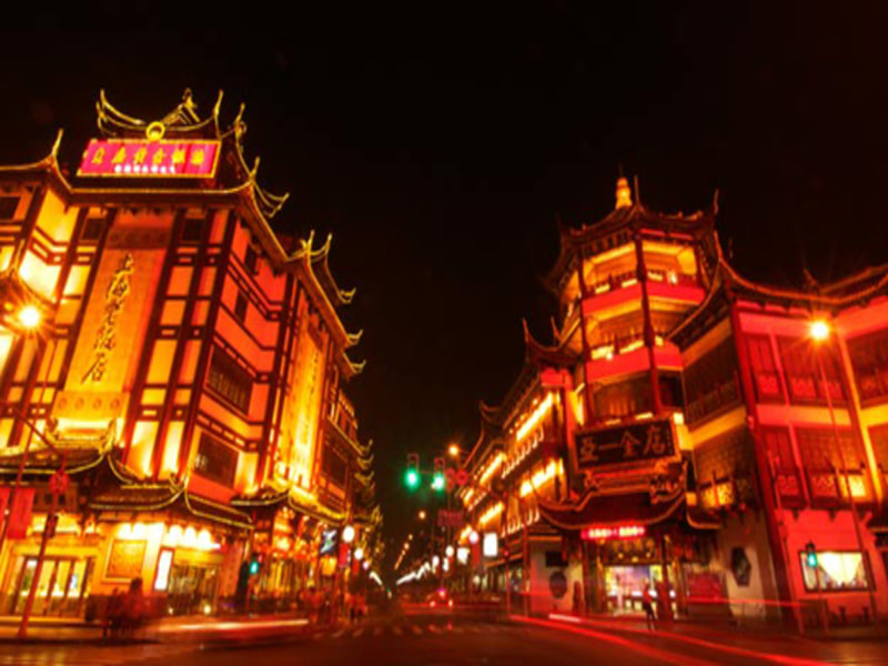 Phố đèn lồng Lương Nhữ Học (Quận 5)