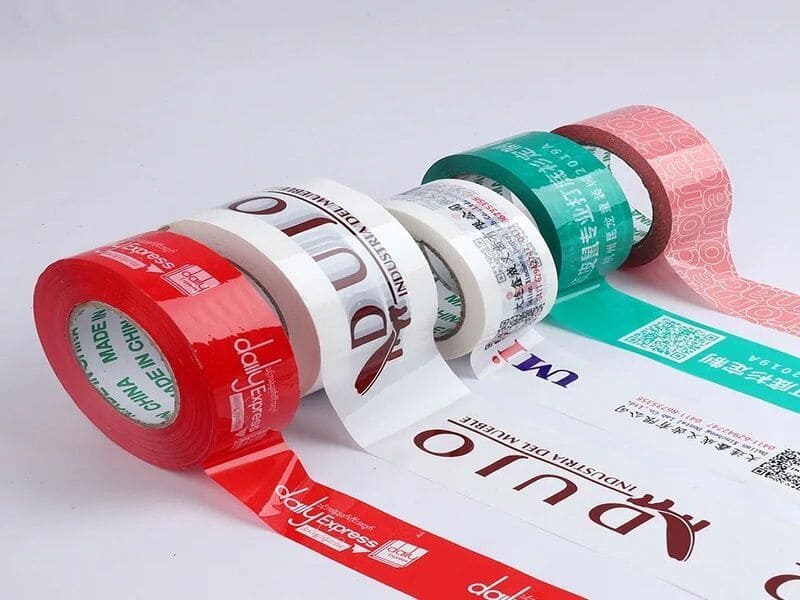 Băng keo in logo: Xu hướng mới của thời đại 8 Tại sao doanh nghiệp nên chuyển từ băng dính thường sang băng keo in logo?